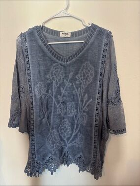 Kindred Blue Floral Crochet Trim Tunic Top